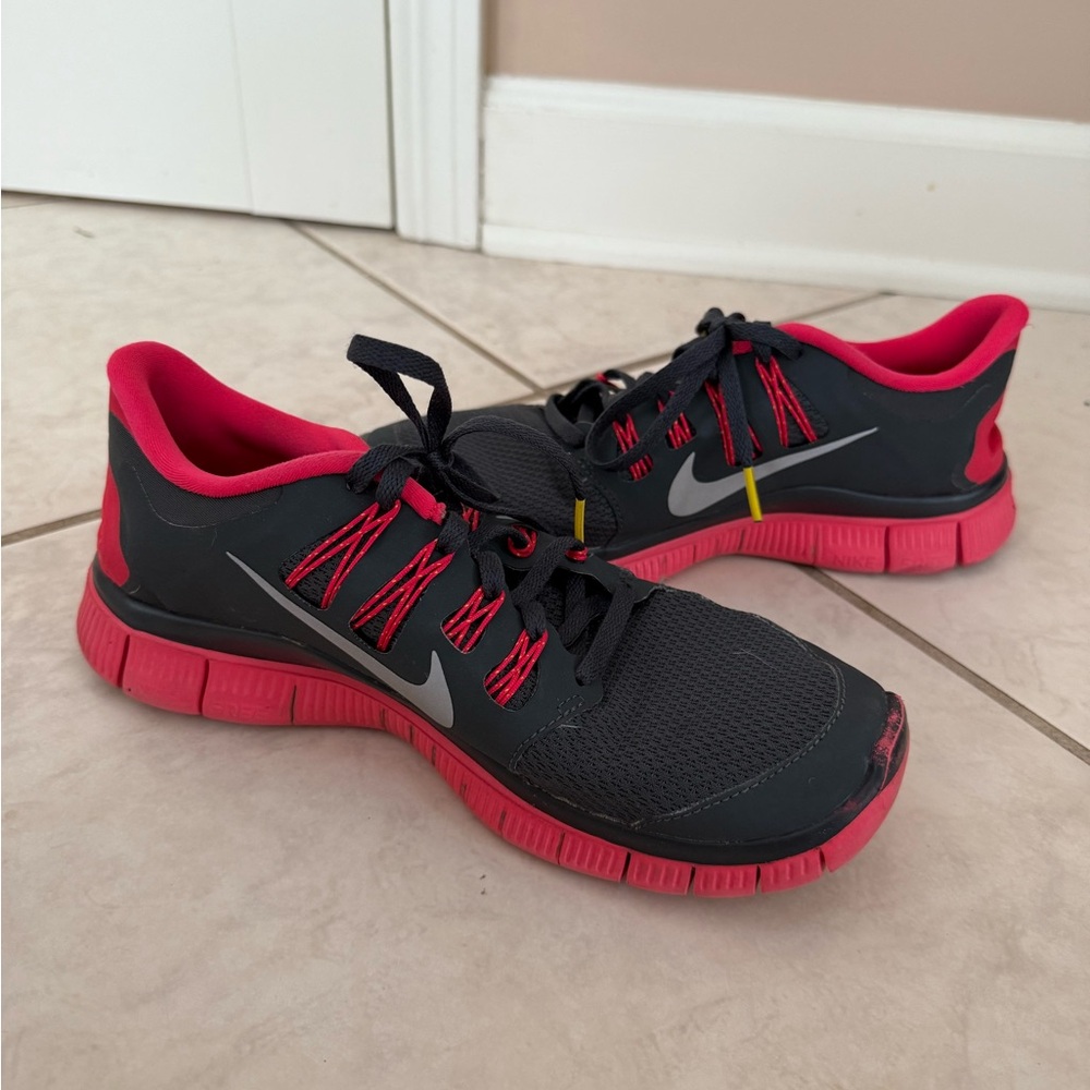 Nike Dark Grey and Red Live Strong Shoes
